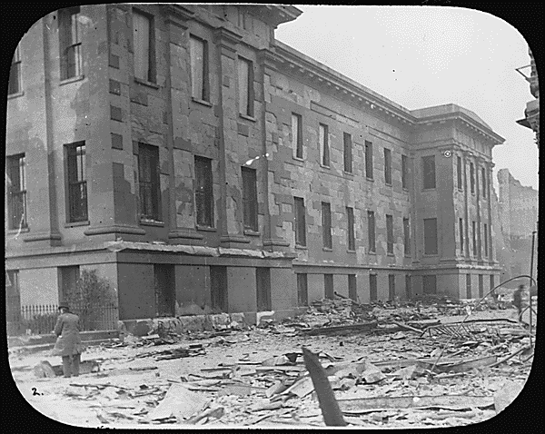 slight earthquake damage 1906
